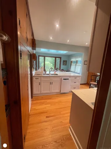 $3,000 | 130 Huntington Street, Shelton, CT 06484