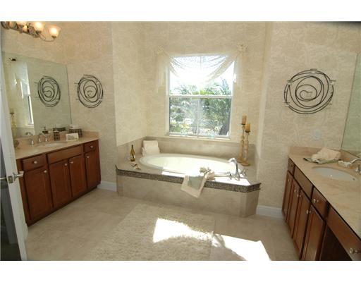 551 Southwest Lost River Road, Unit 4 Stuart, FL 34997 - Photo 9 of 25 Additional Photo