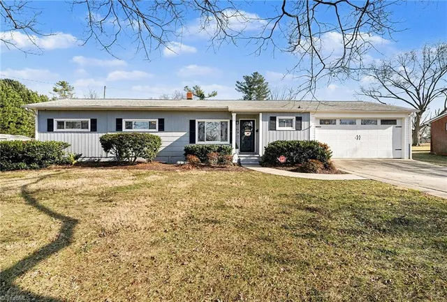 $260,000 | 913 Alice Drive, Thomasville, NC 27360