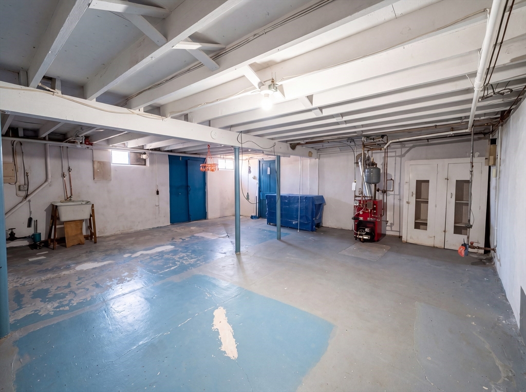 41 Hicks Street Chicopee, MA 01020 - Photo 14 of 15