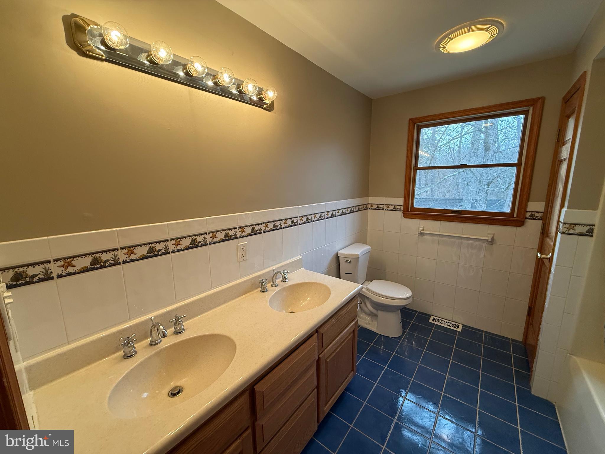 620 Columbia Road Egg Harbor City, NJ 08215 - Photo 35 of 59