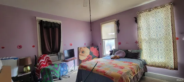 $175,000 | 1003 South 4th Street, Terre Haute, IN 47807