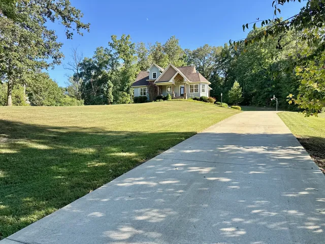 $757,500 | 1136 Dimple Road, Chapmansboro, TN 37035
