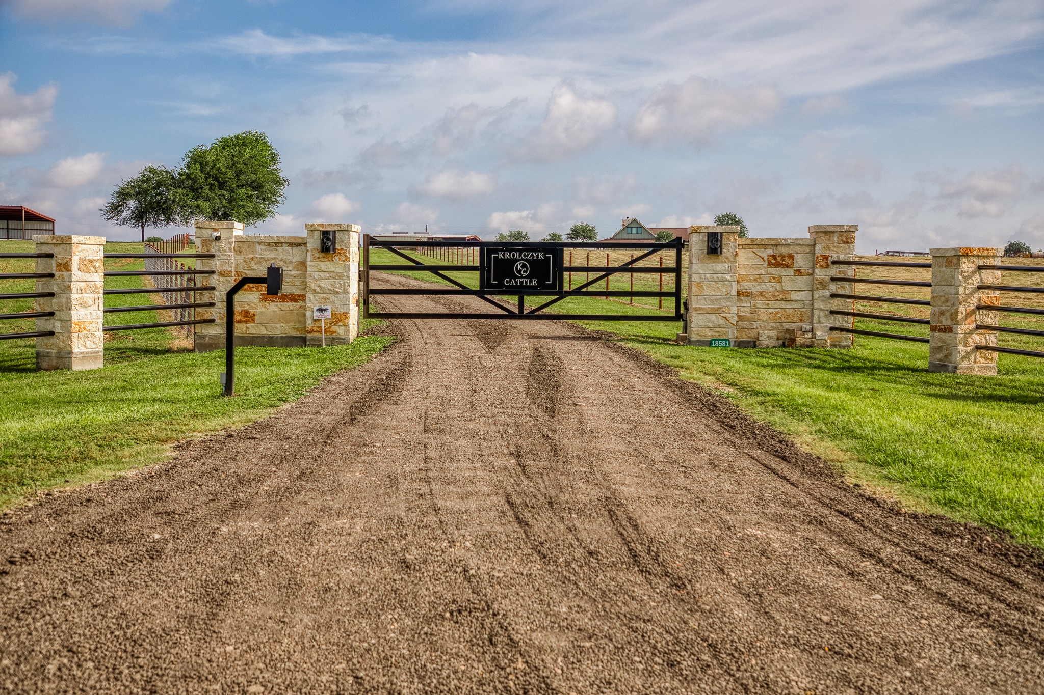 18581 William Penn Road Washington, TX 77880 - Photo 2 of 49