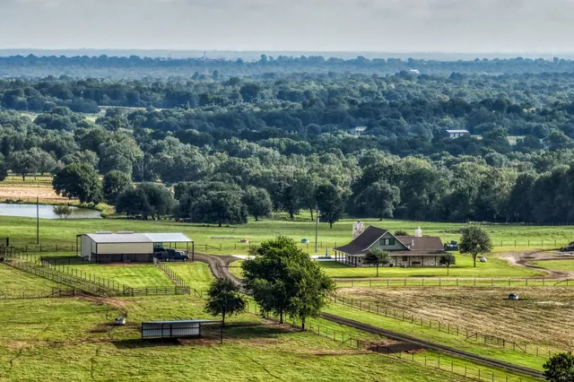 $4,100,000 | 18581 William Penn Road, Washington, TX 77880