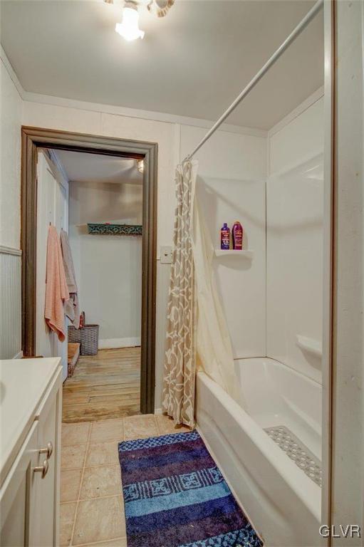 744 Main Road Lehighton, PA 18235 - Photo 40 of 42 Full Bath Upstairs