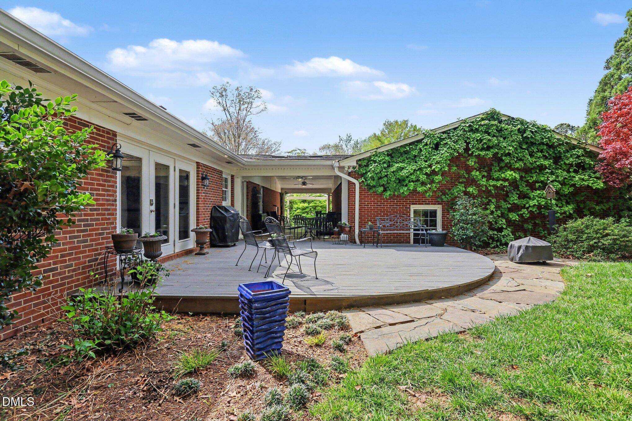 1212 Kershaw Drive Raleigh, NC 27609 - Photo 2 of 42 Detached Living