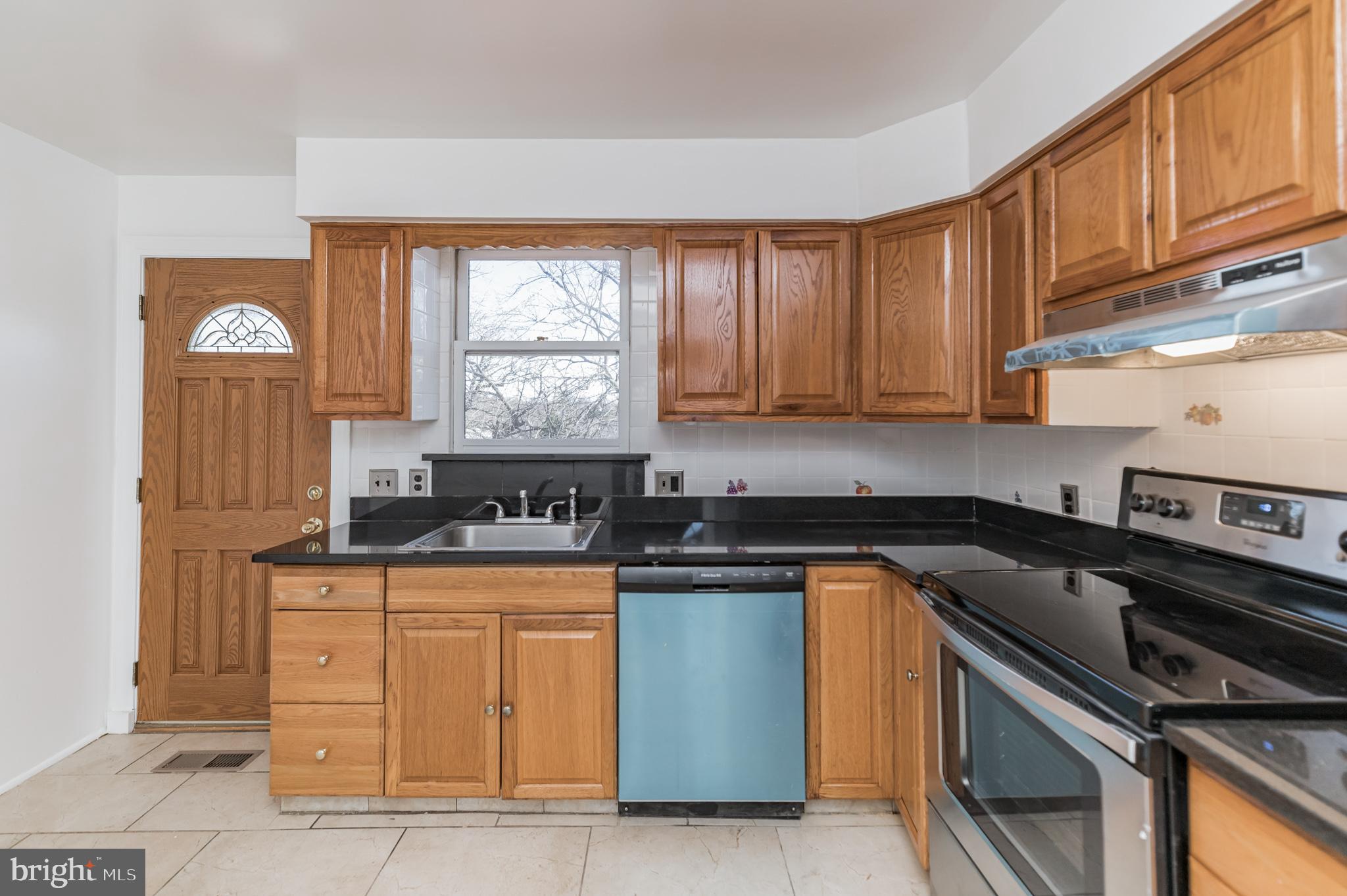 932 Ray Road Hyattsville, MD 20783 - Photo 15 of 33