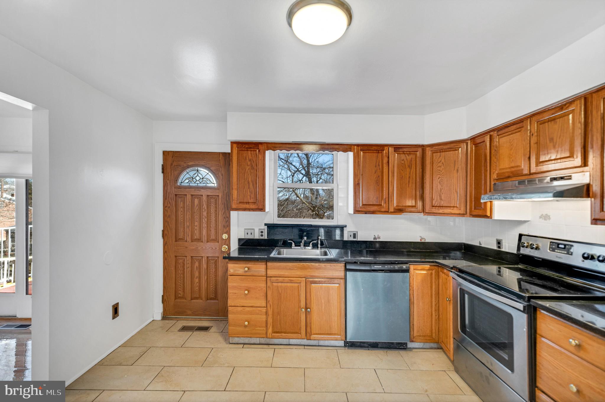932 Ray Road Hyattsville, MD 20783 - Photo 16 of 33