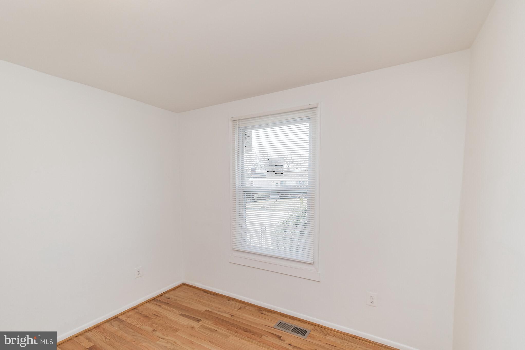 932 Ray Road Hyattsville, MD 20783 - Photo 23 of 33