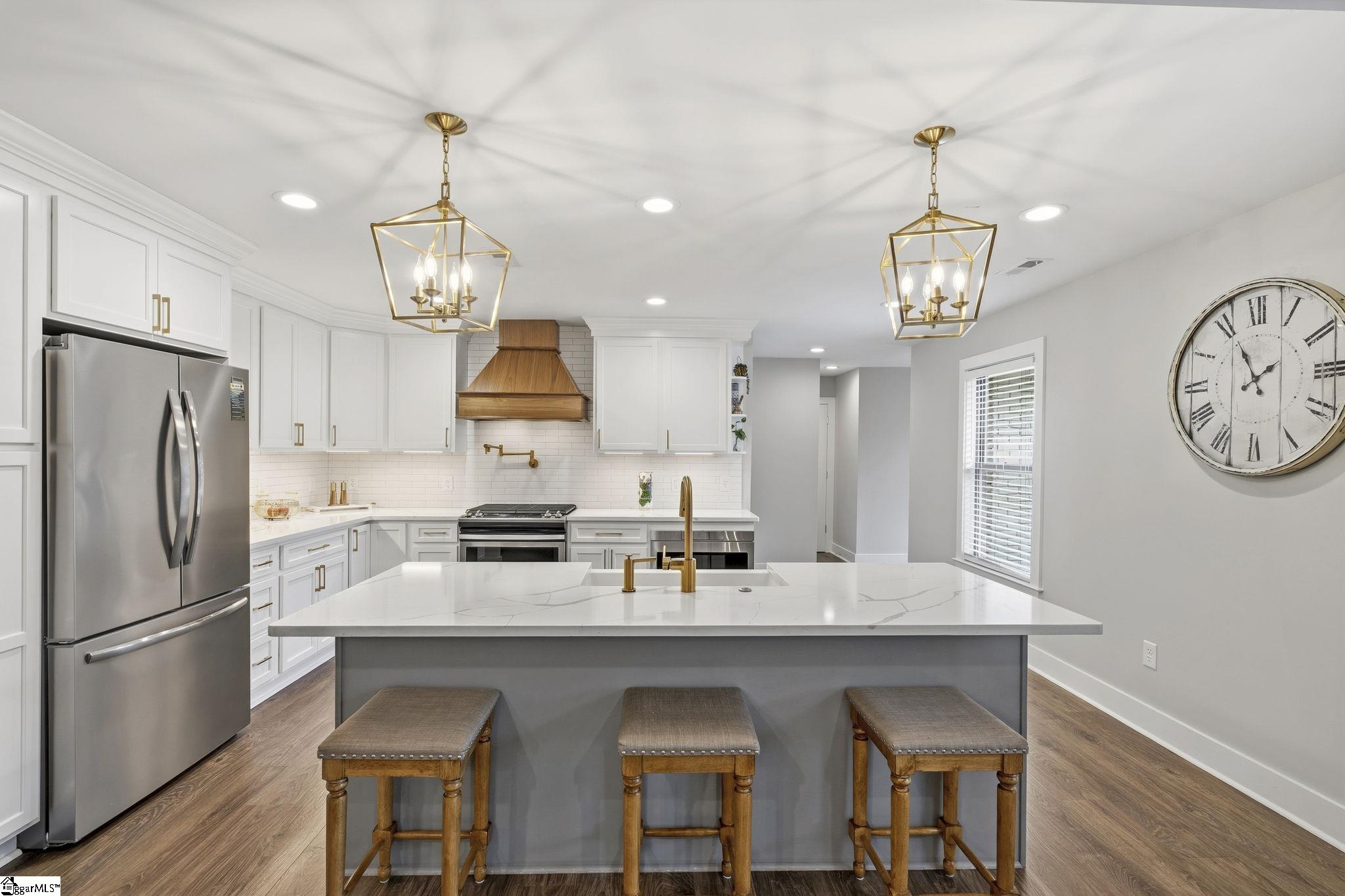 207 Oates Avenue Easley, SC 29640 - Photo 16 of 50