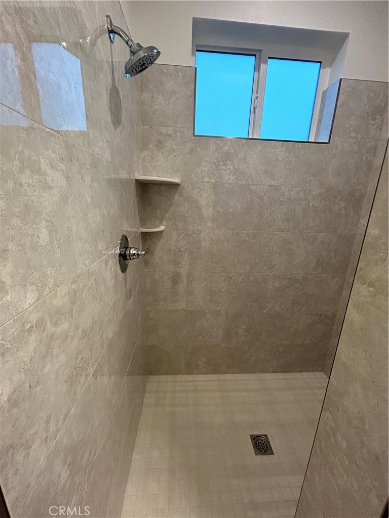 352 Gladstone Chico, CA 95973 - Photo 17 of 22 a bathroom with a shower