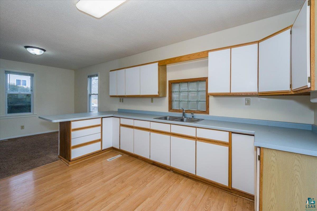 1715 Iowa Avenue Superior, WI 54880 - Photo 8 of 19