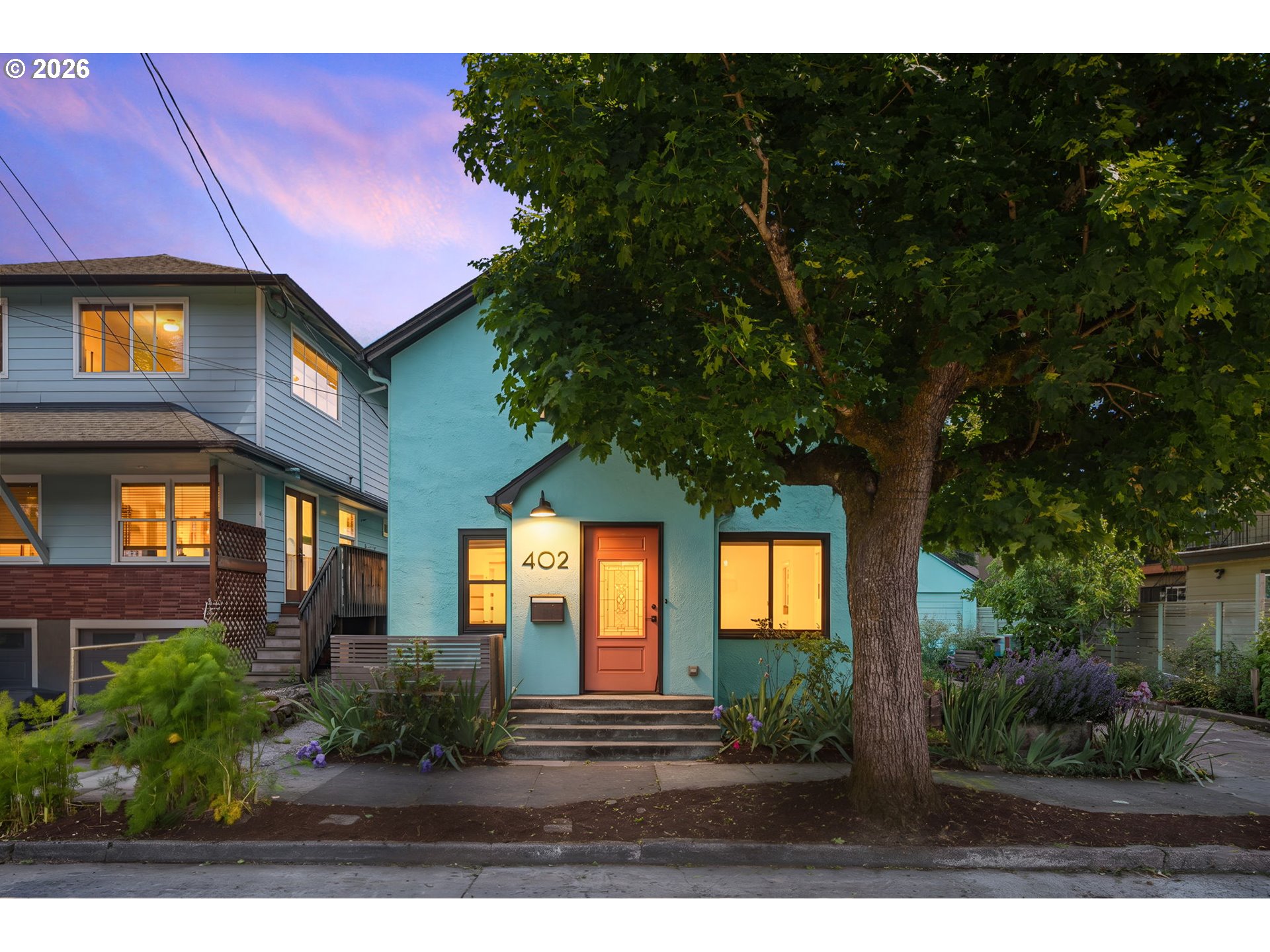 402 Southeast 31st Avenue Portland, OR 97214 - Photo 1 of 30