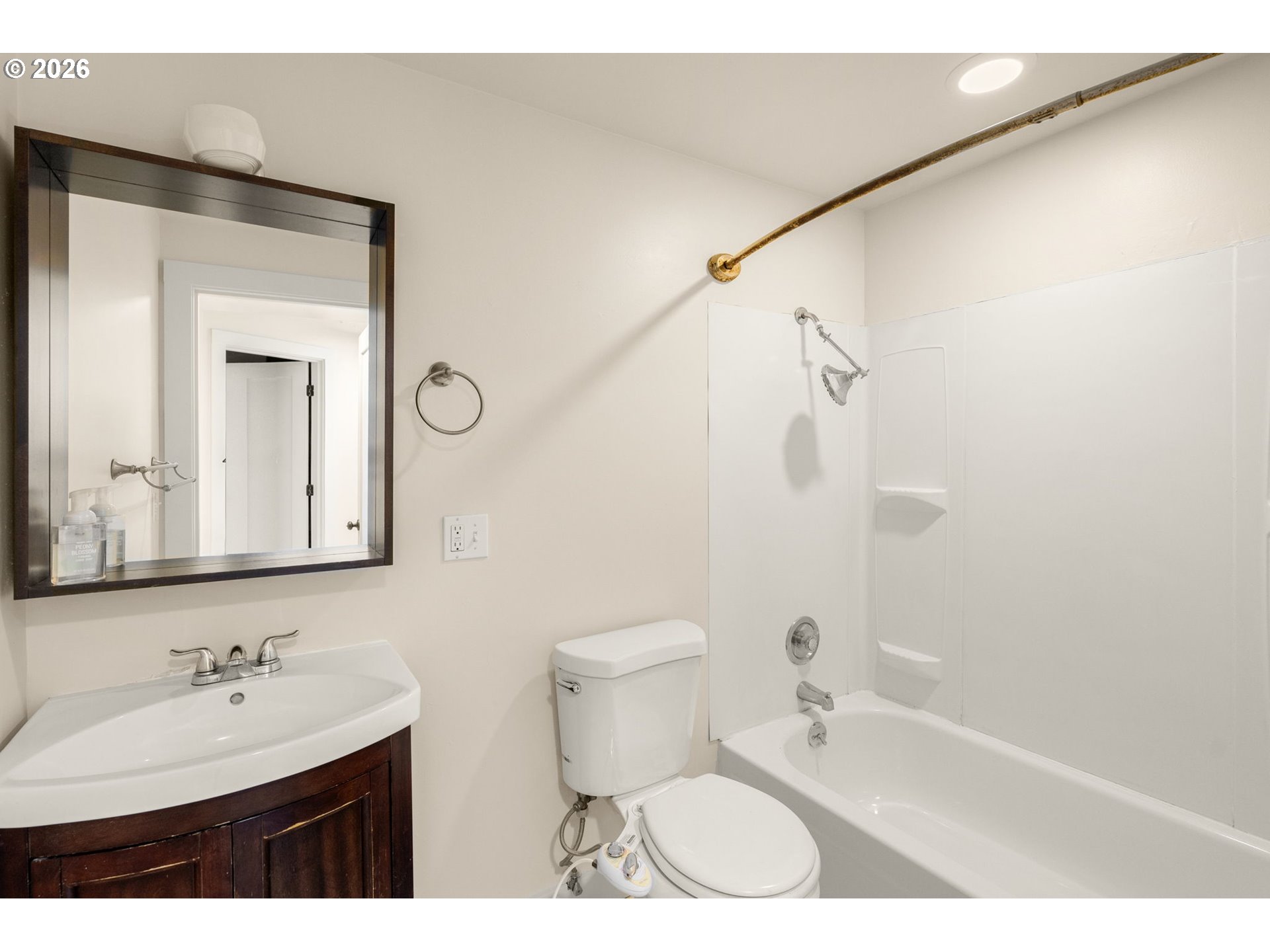 402 Southeast 31st Avenue Portland, OR 97214 - Photo 16 of 30