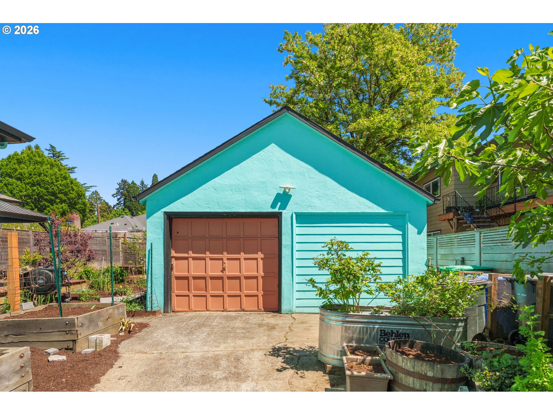 402 Southeast 31st Avenue Portland, OR 97214 - Photo 26 of 30 Garage
