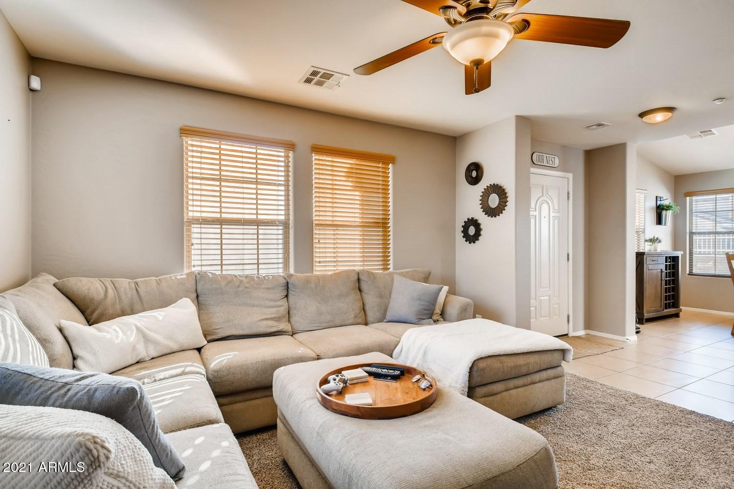 1728 South Martingale Road Gilbert, AZ 85295 - Photo 3 of 18 1728 S Martingale Rd Gilbert AZ - Web Qu