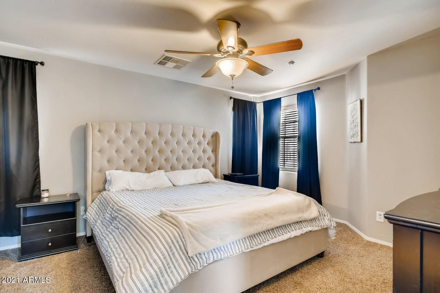 1728 South Martingale Road Gilbert, AZ 85295 - Photo 9 of 18 1728 S Martingale Rd Gilbert AZ - Web Qu