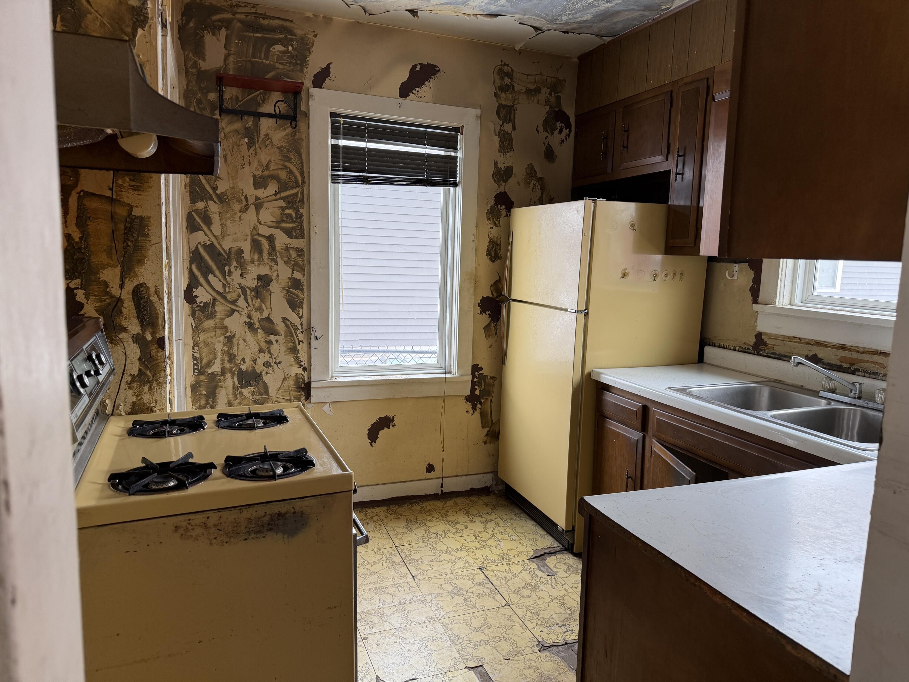 1814 Adams Street Gary, IN 46407 - Photo 2 of 26 3000x2250