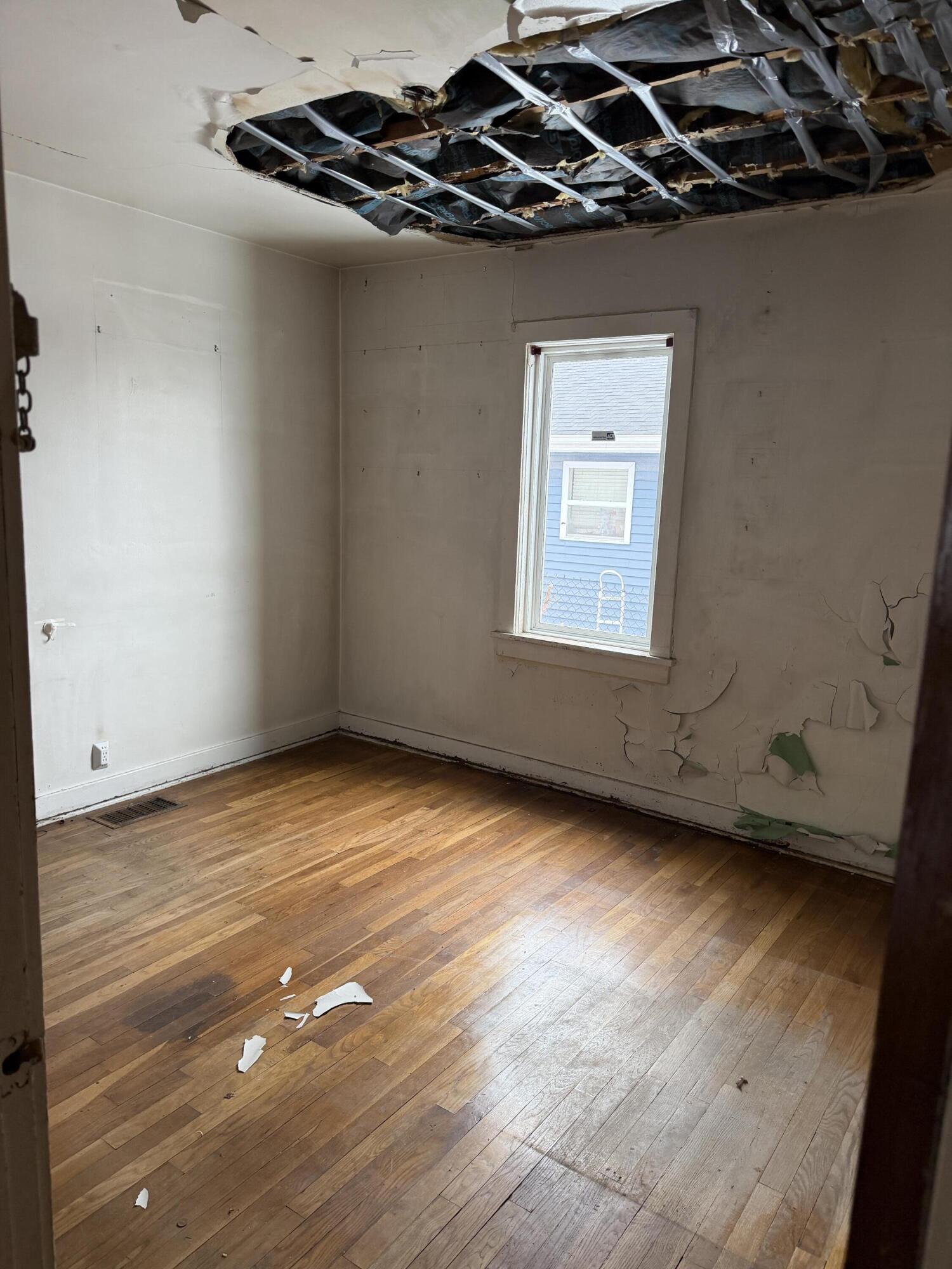 1814 Adams Street Gary, IN 46407 - Photo 6 of 26 1500x2000