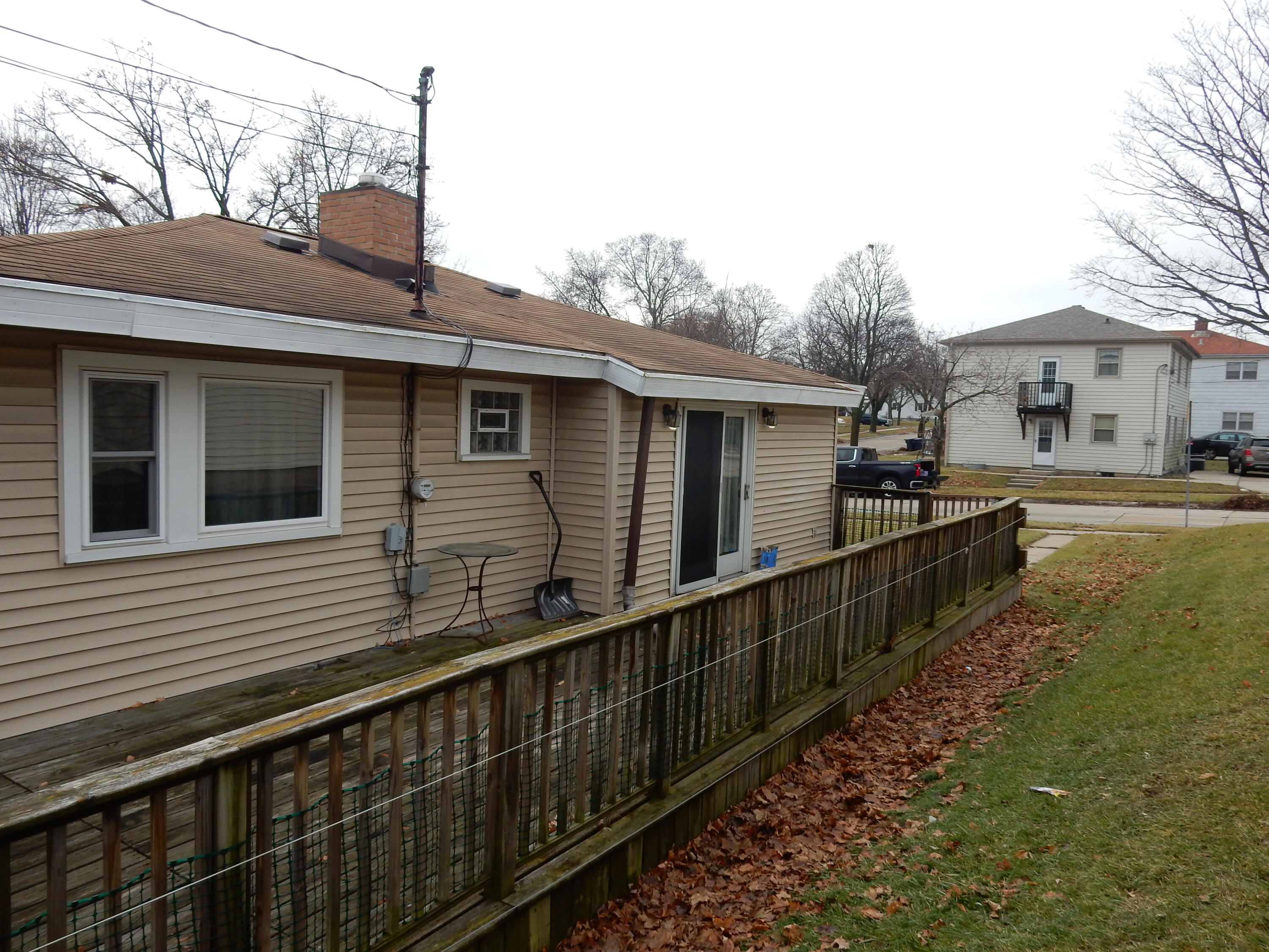 6026 West Stack Drive Milwaukee, WI 53219 - Photo 29 of 35 DSCN1211