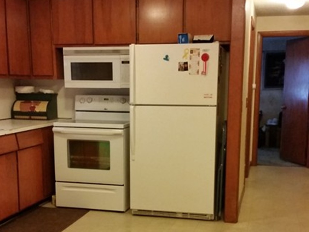 156 Granby Road Chicopee, MA 01013 - Photo 4 of 14