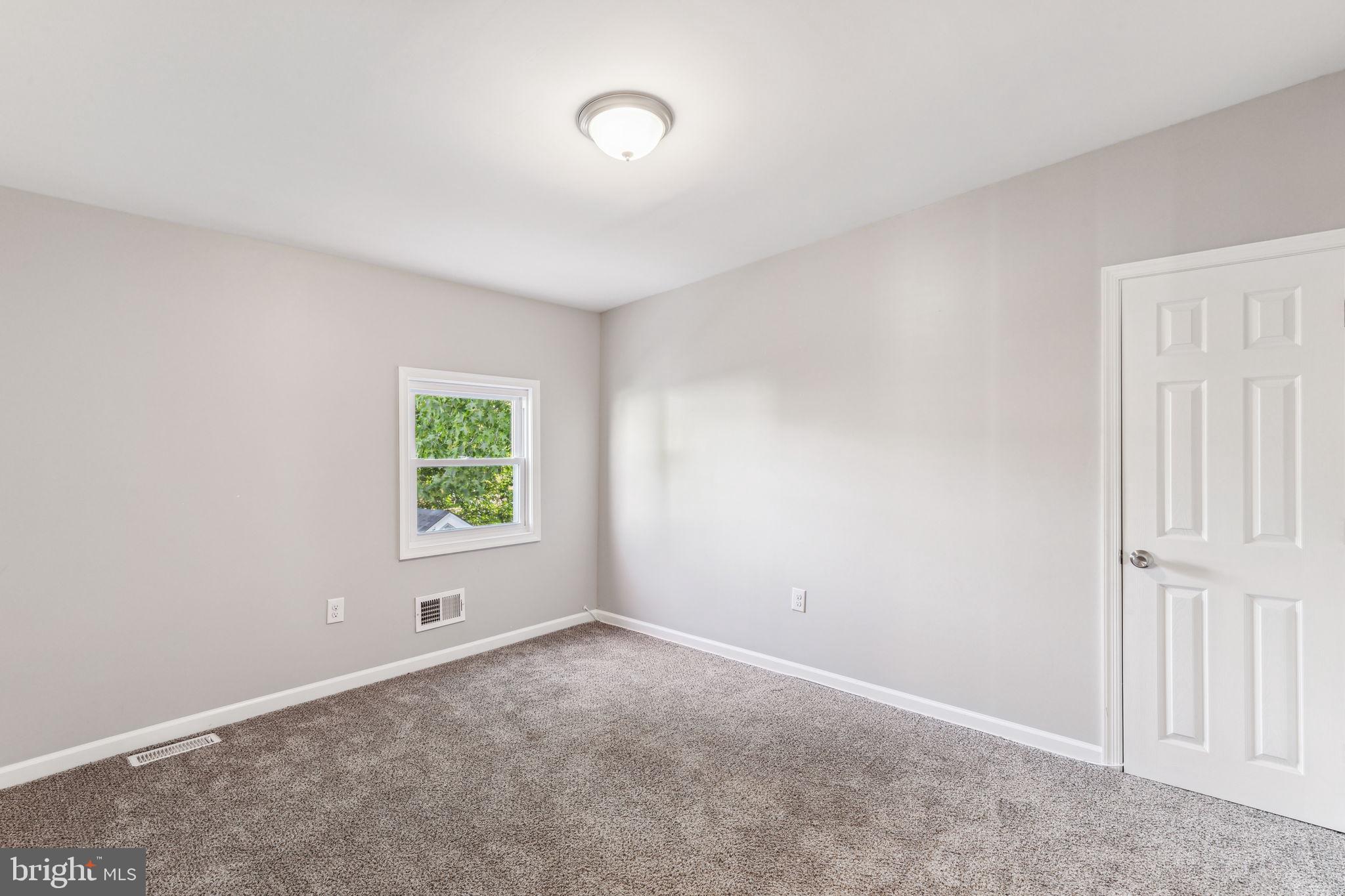 320 Rutledge Avenue Folsom, PA 19033 - Photo 13 of 19 bedroom, 2nd floor