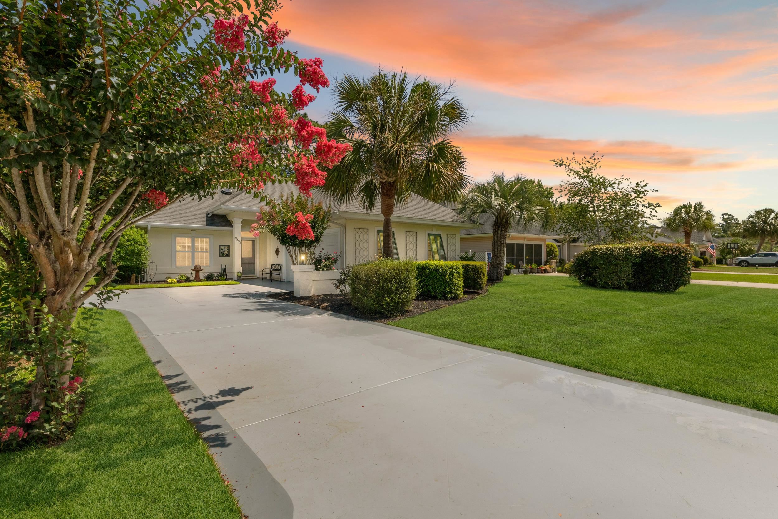 9805 Simonton Court Murrells Inlet, SC 29576 - Photo 2 of 48