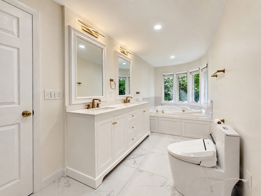 47 Bakers Hill Road Weston, MA 02493 - Photo 9 of 26 Gallery Image 9