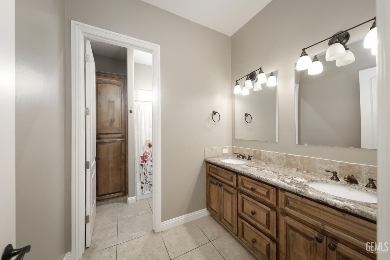 Undisclosed Address Bakersfield, CA 93314 - Photo 25 of 57