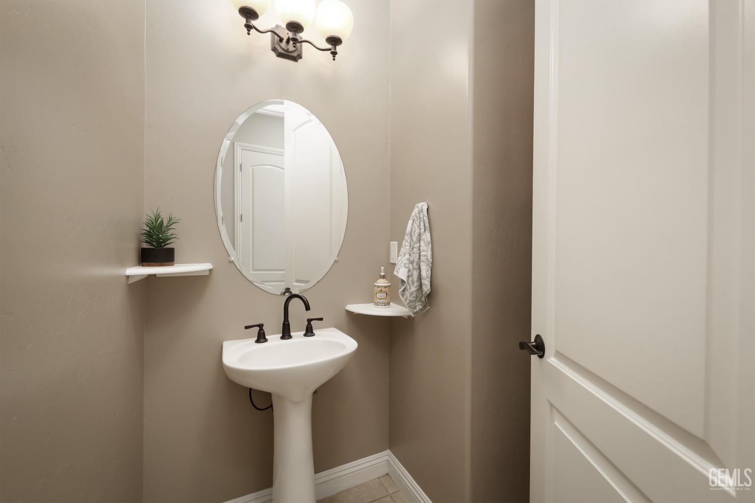 Undisclosed Address Bakersfield, CA 93314 - Photo 29 of 57