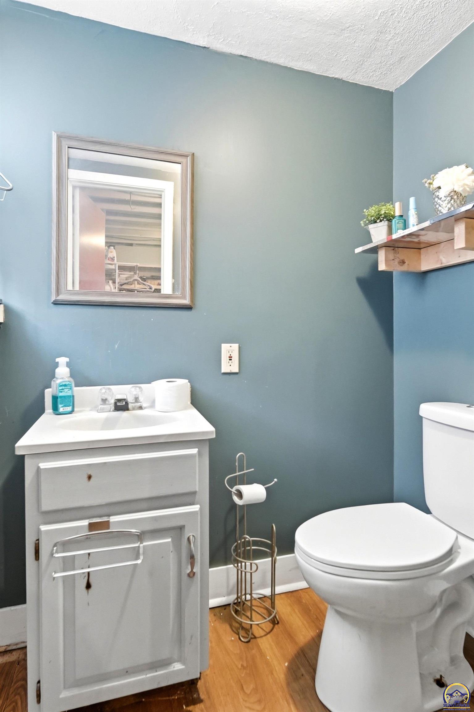 5213 Southwest 32nd Street Topeka, KS 66614 - Photo 17 of 19