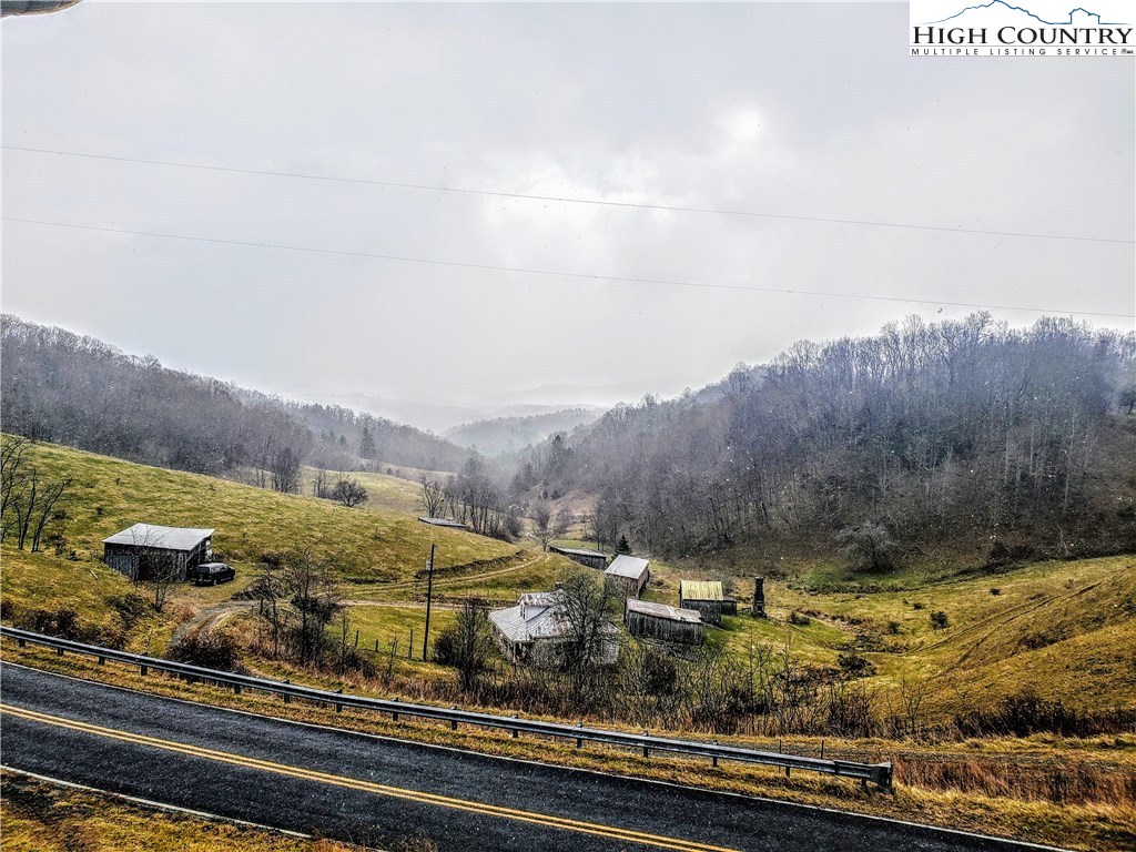 543 Landmark Church Road Lansing, NC 28643 - Photo 31 of 41 Gallery Image 31