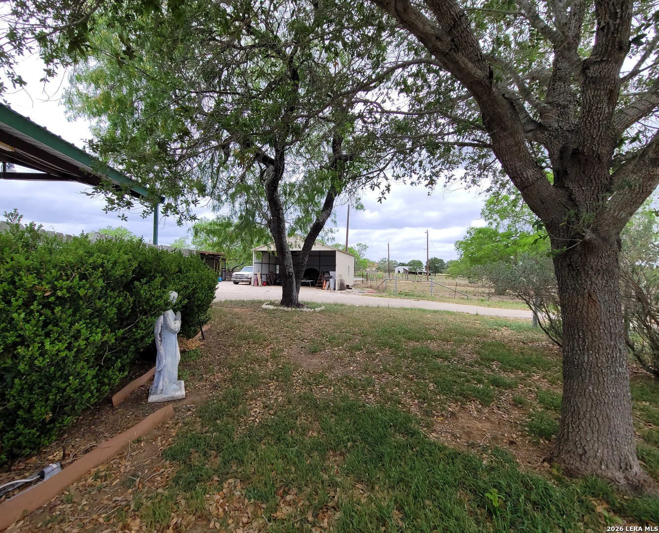 1951 Dowdy Road Seguin, TX 78155 - Photo 37 of 66