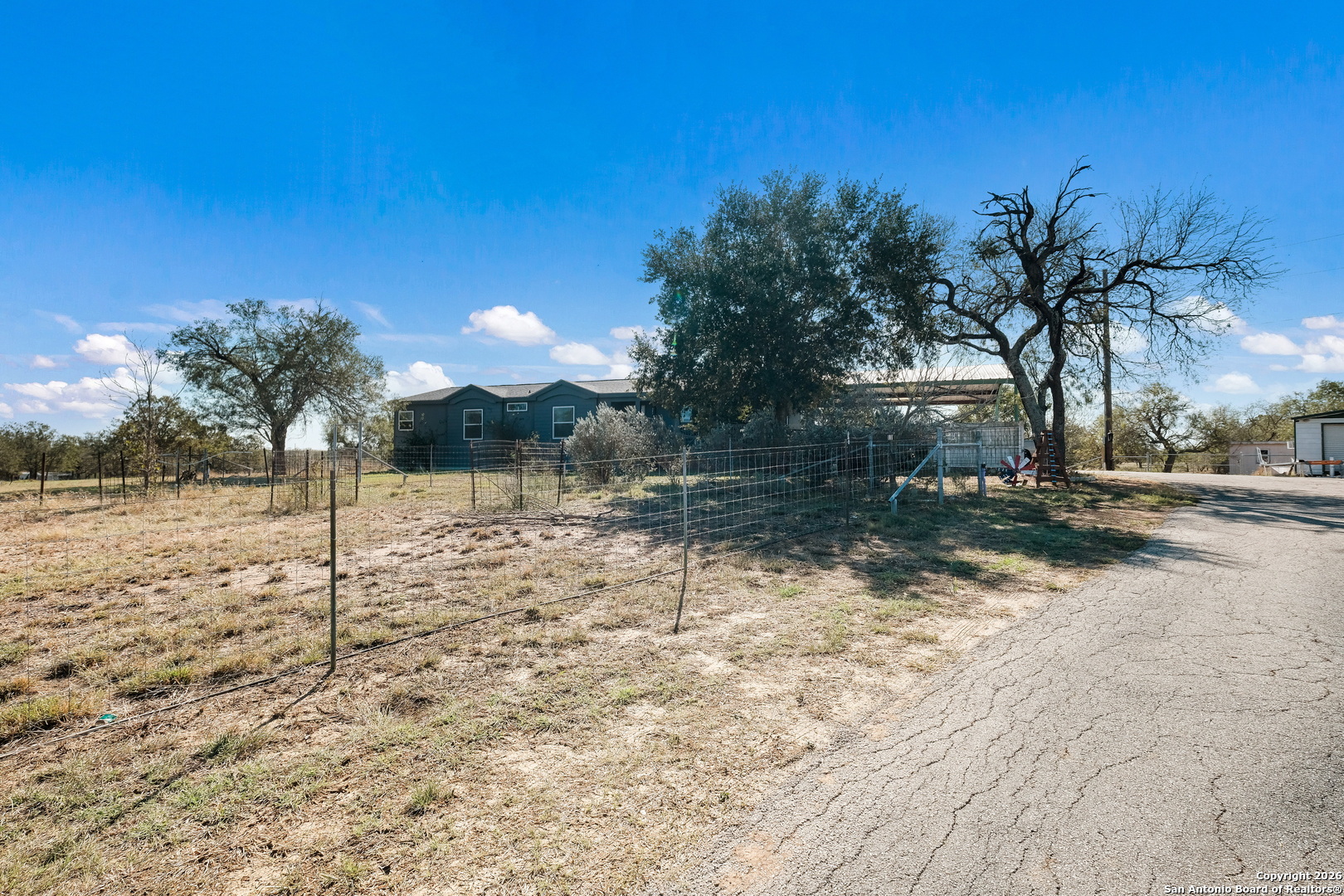 1951 Dowdy Road Seguin, TX 78155 - Photo 4 of 63