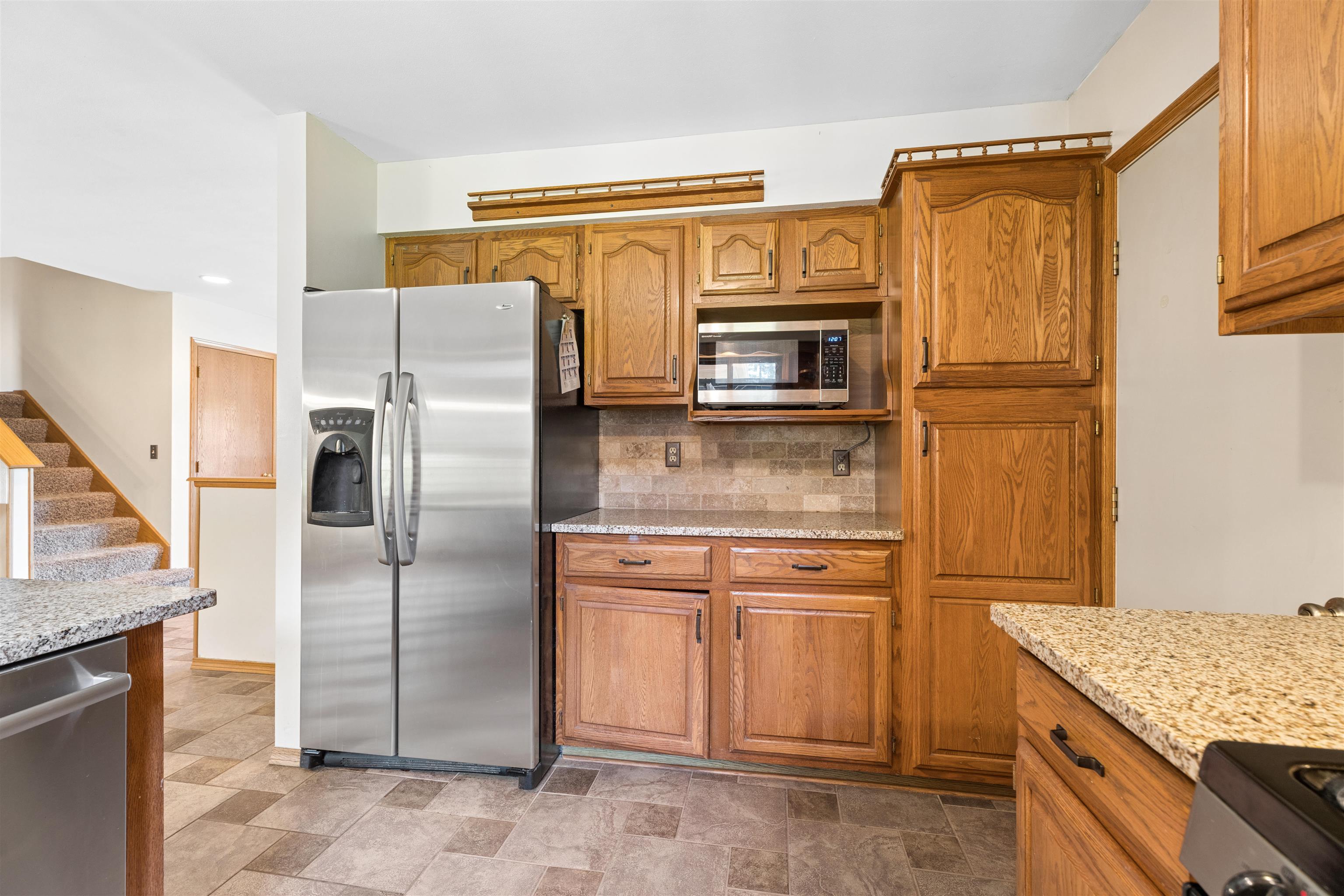 4085 Leonard Point Road Oshkosh, WI 54904 - Photo 10 of 42