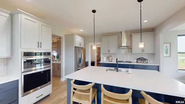 $594,990 | 14 Faiths Way, Bettendorf, IA 52722