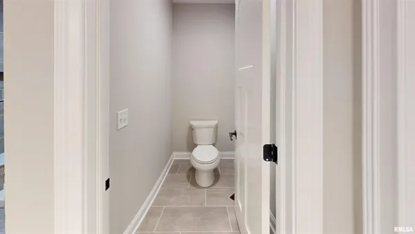 $594,990 | 14 Faiths Way, Bettendorf, IA 52722