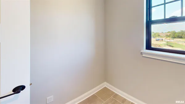 $594,990 | 14 Faiths Way, Bettendorf, IA 52722