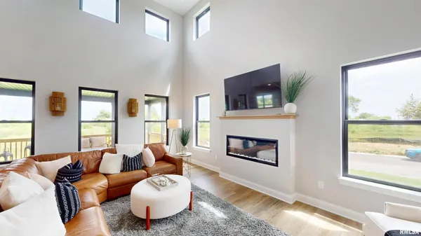 $594,990 | 14 Faiths Way, Bettendorf, IA 52722