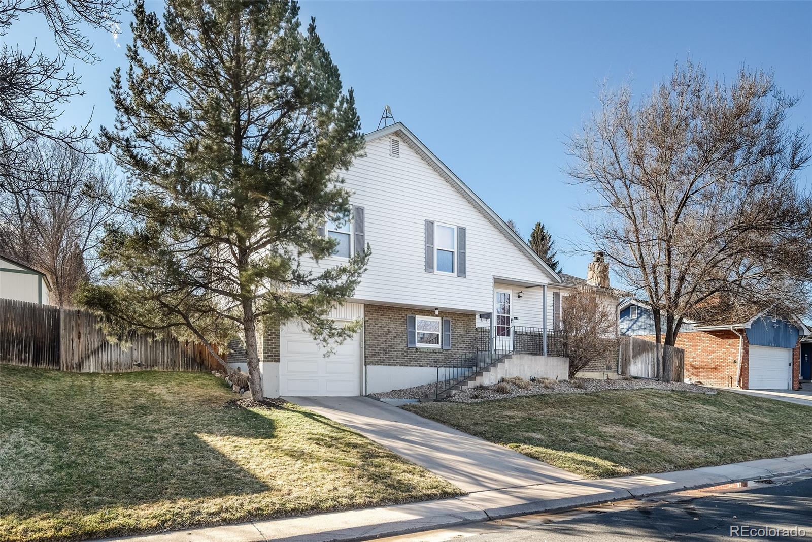 5289 South Manitou Road Littleton, CO 80123 - Photo 9 of 10 Gallery Image 9