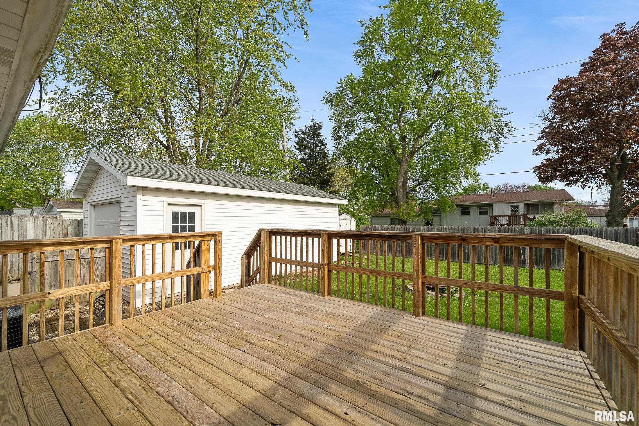 2225 Ramsey Road Springfield, IL 62702 - Photo 7 of 32