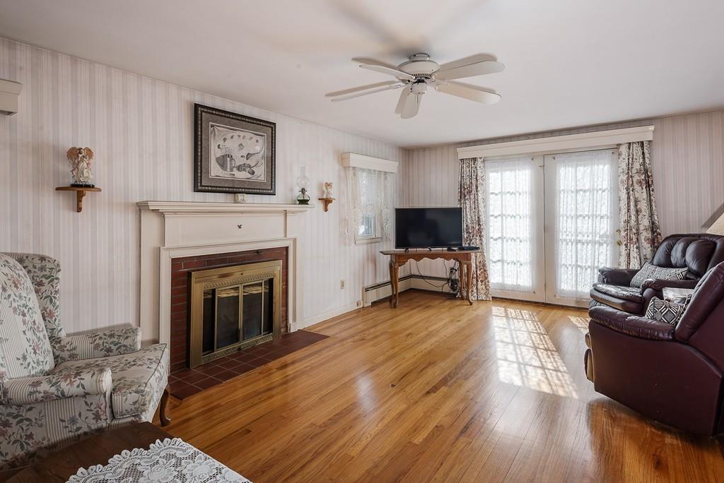 91 Tanager Road Attleboro, MA 02703 - Photo 8 of 24 Gallery Image 8