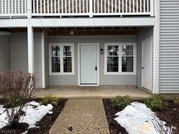 $299,000 | 11 Mountain Court, Bedminster, NJ 07921