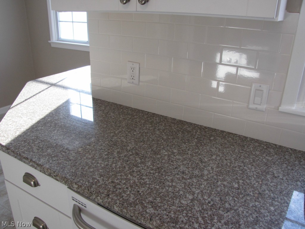 3684 Rolliston Road Cleveland, OH 44120 - Photo 12 of 25 Gallery Image 12