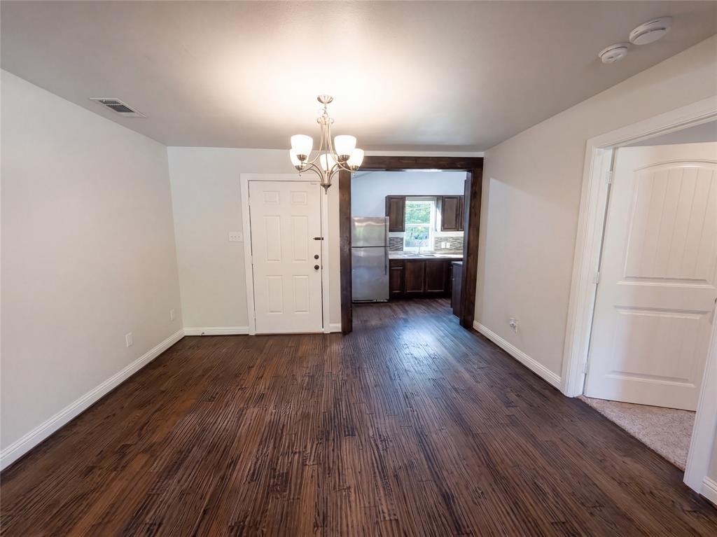 2810 Fordham Road Dallas, TX 75216 - Photo 5 of 20 Gallery Image 5