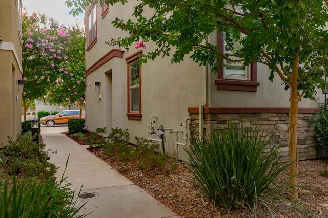 $465,000 | 2643 Cleat Lane, Unit 34B, Sacramento, CA 95818