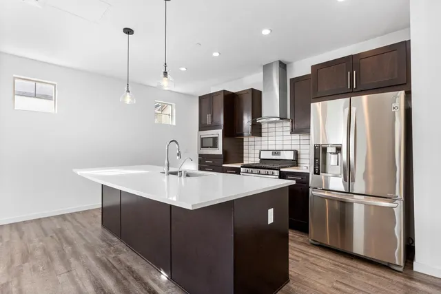 $465,000 | 2643 Cleat Lane, Unit 34B, Sacramento, CA 95818