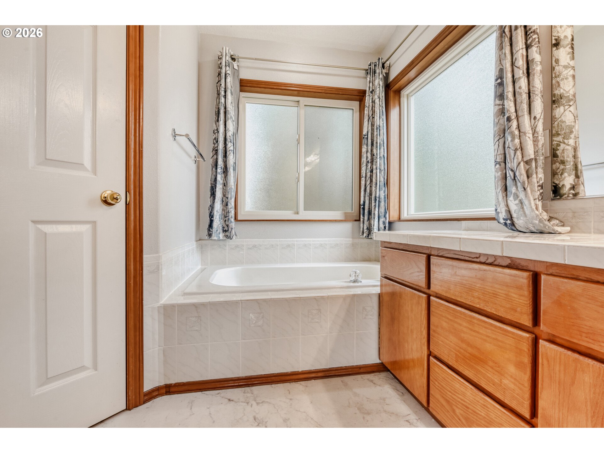 17441 Wake Robin Circle Oregon City, OR 97045 - Photo 18 of 38