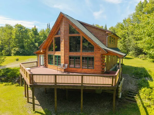 $839,900 | 1988 Hudson Road, Waterford, VT 05824